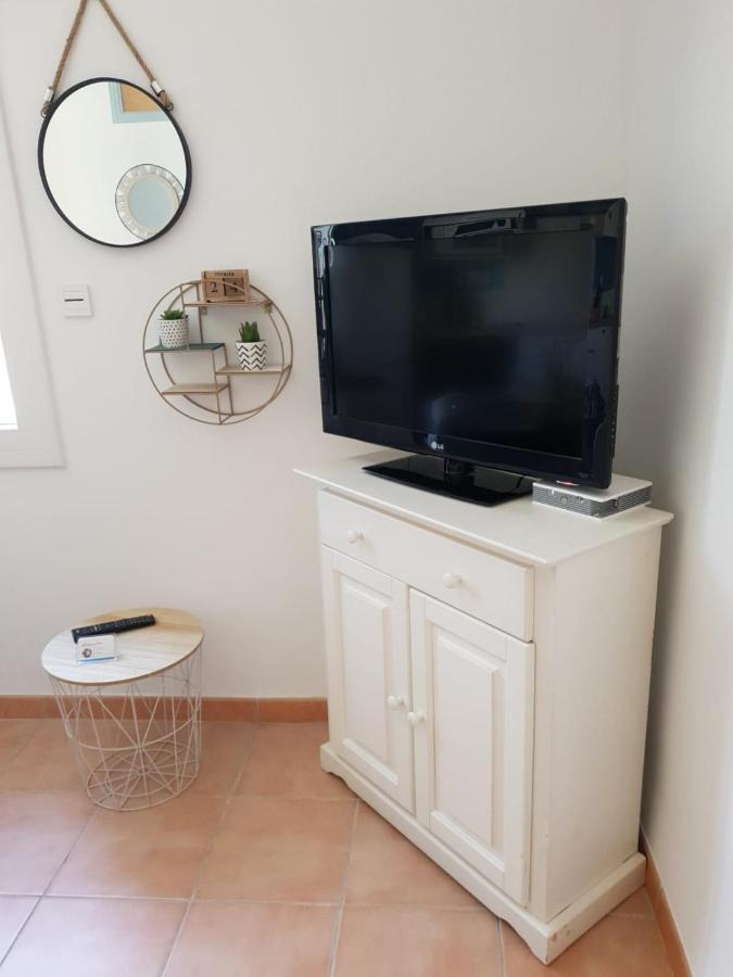 Appartement F2 30M2, 300M Des Thermes ลามาลูส์-เลส์-แบ็งส์ ภายนอก รูปภาพ