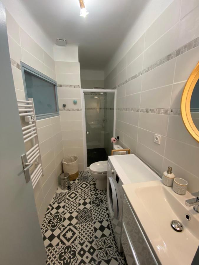 Appartement F2 30M2, 300M Des Thermes ลามาลูส์-เลส์-แบ็งส์ ภายนอก รูปภาพ
