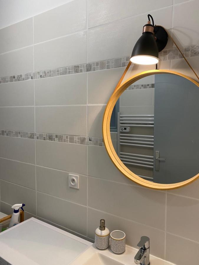 Appartement F2 30M2, 300M Des Thermes ลามาลูส์-เลส์-แบ็งส์ ภายนอก รูปภาพ